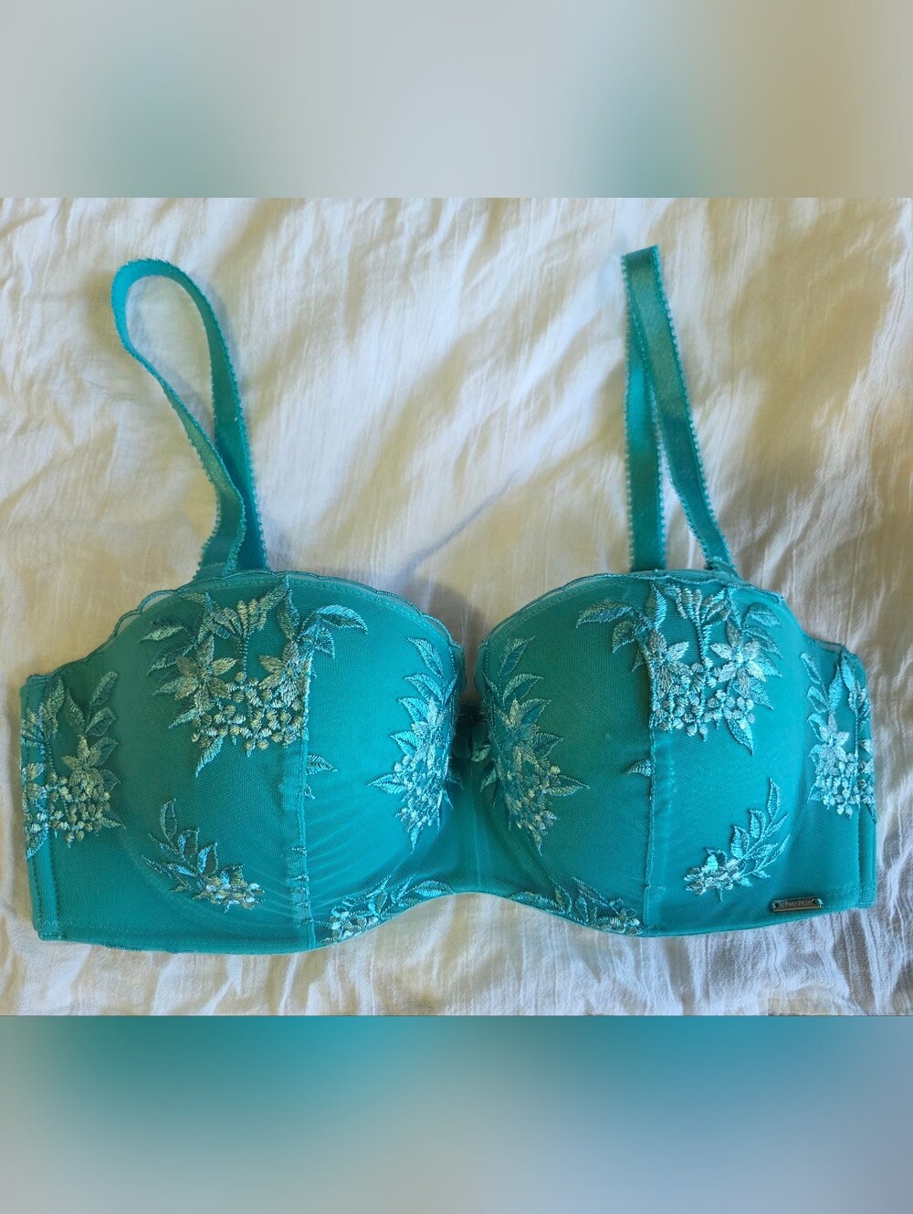 La Vie En Rose My Memory Teal Floral Embroidered Balcony Convertible Bra